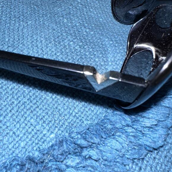 Valentino Sunglasses Frames V625S 210 001 135 Cut Out “V” Temple Cat Eye Black - Picture 9 of 9